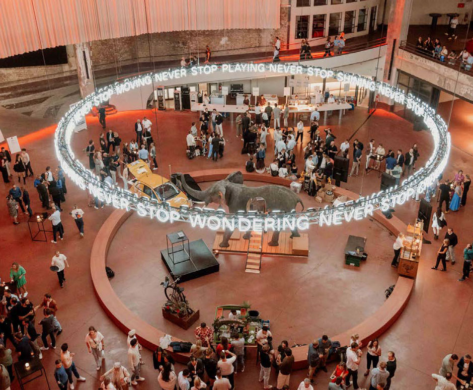 exhibit-hall1